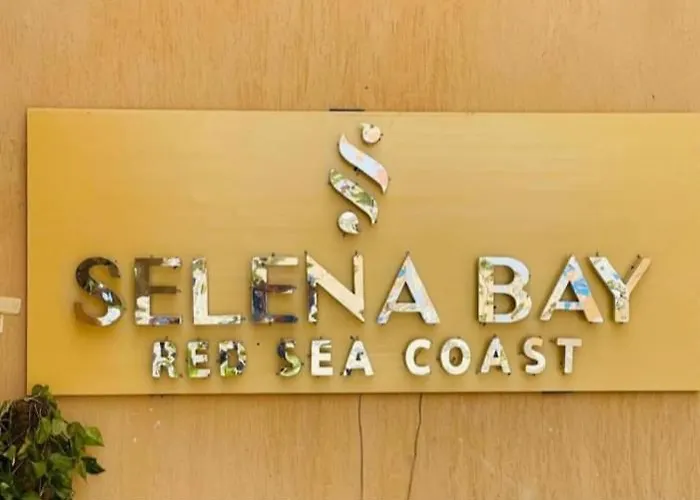 Al Minisi Selena Bay Hotel 5*