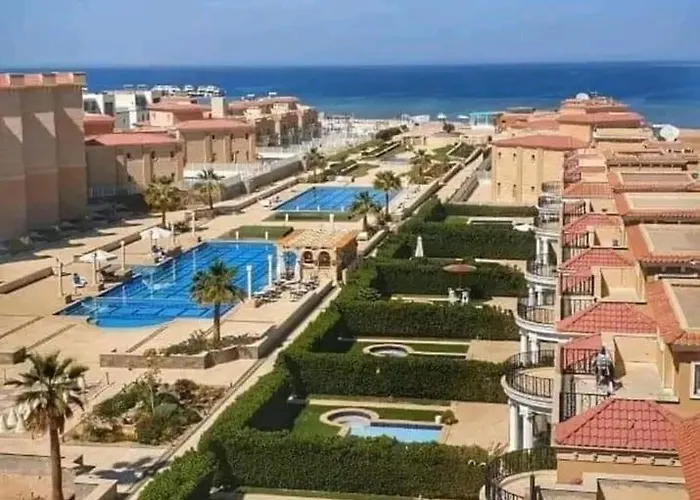 Al Minisi Selena Bay